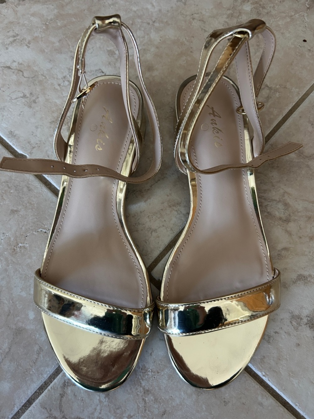 NWT Gold Ankle-Strap Women's Sandals, size 6.5